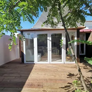 https://casita-independiente-con-terraza.es-andalucia.com